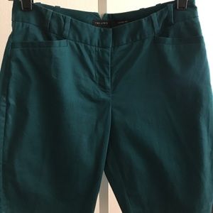 Cassidy fit Bermuda short